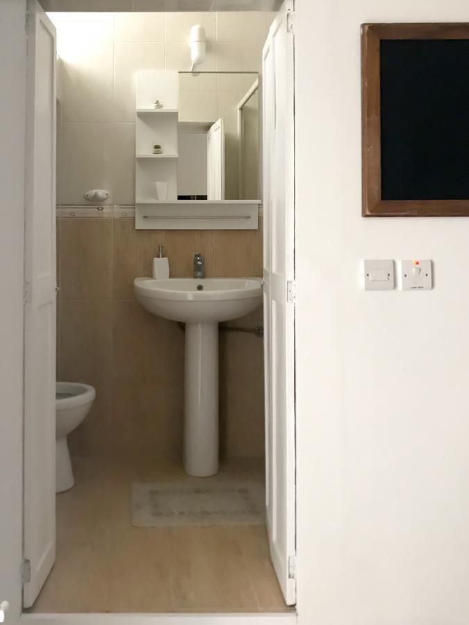 Your Apartment Флоріана Екстер'єр фото